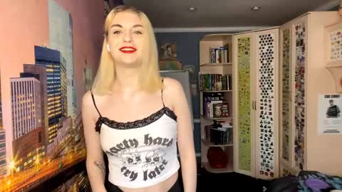 Kate online show from May 5, 10:23 am