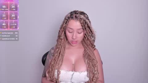 Elissa online show from March 11, 11:26 pm