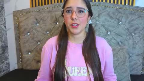 Snapshot of elisvega chatting on February 23, 7:55 pm elisvega online show from February 23, 7:55 pm