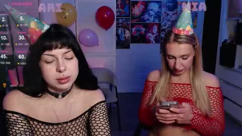 Ari online show from October 17, 3:14 pm