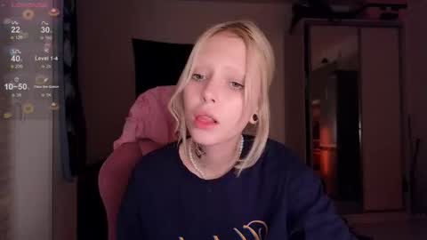 Elizabeth online show from October 12, 7:13 pm