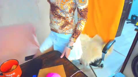 Snapshot of elizabe_th chatting on July 27, 11:39 am Elizabethangel online show from July 27, 11:39 am