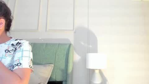 Snapshot of elizabeth_20_ chatting on January 17, 7:39 pm elizabeth online show from January 17, 7:39 pm