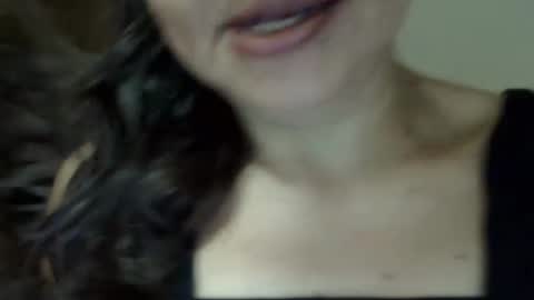 Elizabeth Martinez  online show from February 19, 3:08 pm