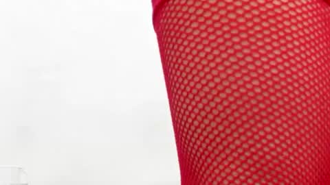 Elizabeth Mathure online show from October 5, 8:01 am