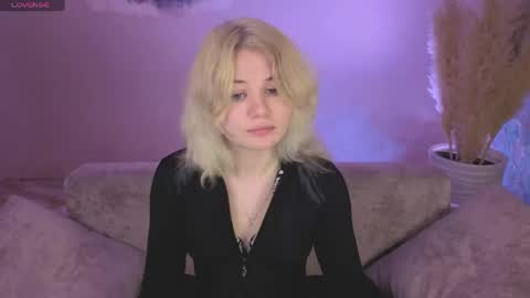 Snapshot of elizabeth_rready chatting on May 29, 2:31 am Elizabeth online show from May 29, 2:31 am