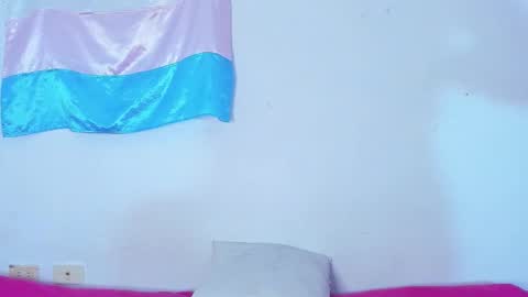 Elizabeth Taylor online show from January 10, 8:21 pm