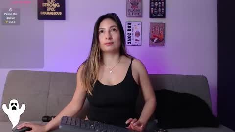 Elizabeth bolt    online show from October 5, 3:43 pm