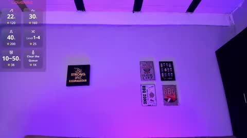 Elizabeth bolt    online show from November 28, 8:11 pm