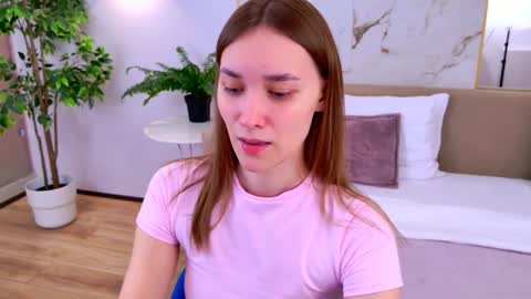 Elizabeth online show from November 15, 4:14 pm