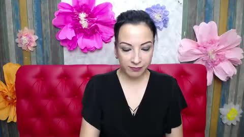 ElizabethSho online show from September 16, 5:47 pm