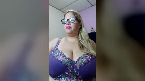 Elizabeth online show from July 4, 11:38 am