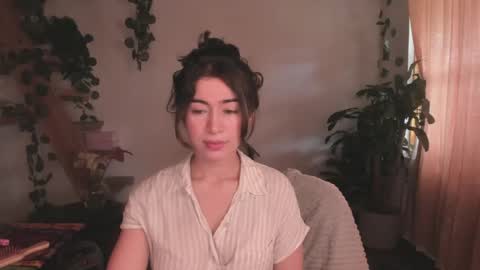 Snapshot of elizabethz chatting on May 10, 1:38 pm Tuli online show from May 10, 1:38 pm