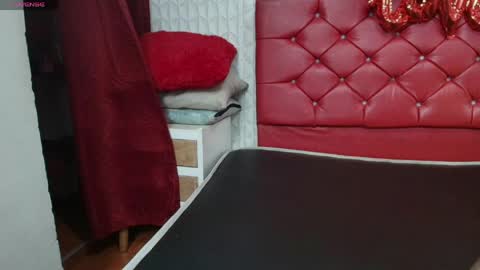 elizabetth_roman online show from April 8, 2:55 am