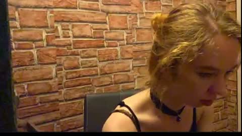 Eliza online show from June 28, 6:58 pm