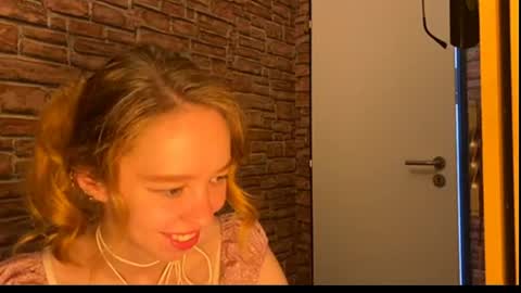 Eliza online show from June 30, 11:55 am
