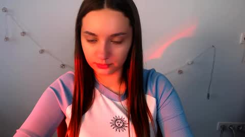 Snapshot of elizsun chatting on May 1, 10:09 am elizsun online show from May 1, 10:09 am
