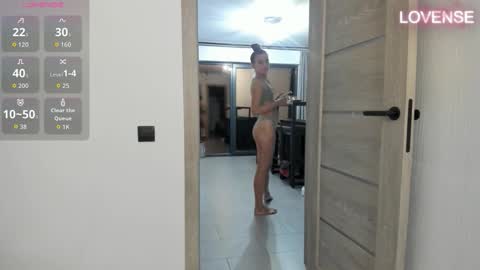 Eliz                               online show from September 24, 6:00 pm