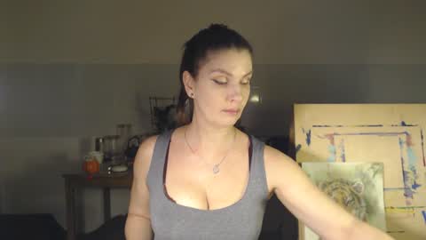 Snapshot of elizzo chatting on January 27, 4:20 am Eliekind online show from January 27, 4:20 am