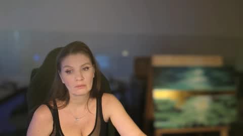 Snapshot of elizzo chatting on March 28, 4:56 am Eliekind online show from March 28, 4:56 am