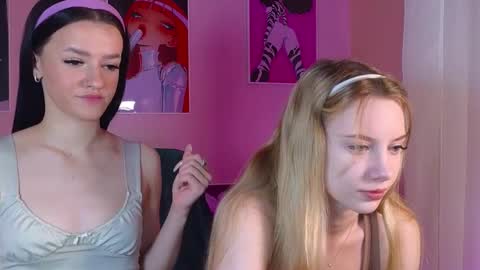 elizzza_ online show from March 7, 5:08 am