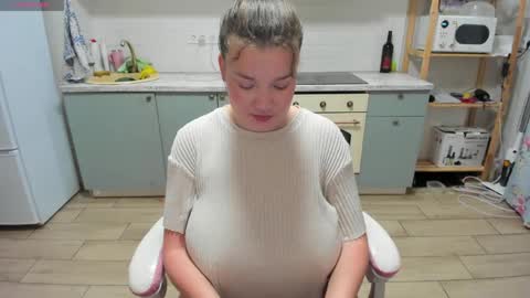 Snapshot of elkapulka chatting on May 17, 9:22 pm Lina online show from May 17, 9:22 pm