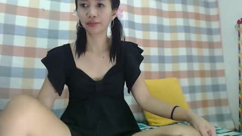 Ellah online show from February 7, 11:19 pm