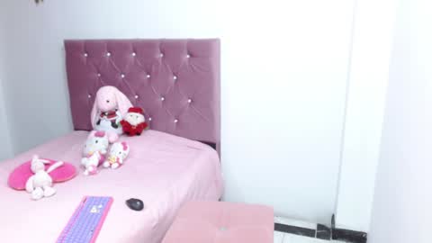 Ella  online show from December 12, 5:42 am