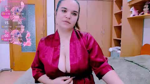 Ella  online show from September 30, 6:29 am