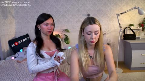 Snapshot of ella_knockers_xl chatting on December 8, 11:24 am Ella      NEXT STREAM 21 november online show from December 8, 11:24 am