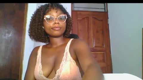 Ella online show from March 10, 10:48 am