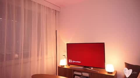 ELLA OWEN online show from February 22, 2:30 pm