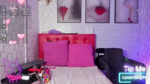 ella rouse online show from February 20, 12:04 pm