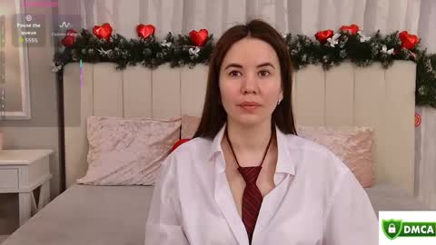 Ella online show from March 24, 4:06 am