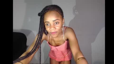 ella online show from September 29, 6:07 am