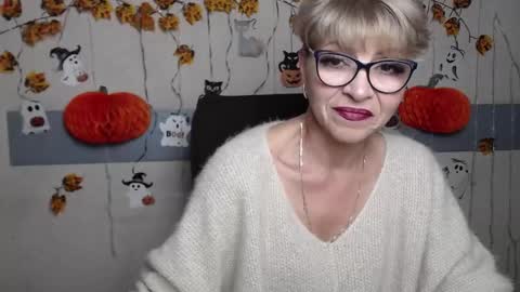 EllaBonito online show from November 16, 6:41 am