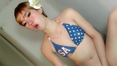 ellah_bonita online show from January 19, 2:37 am