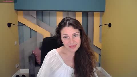 EllaLongs online show from January 11, 3:42 pm