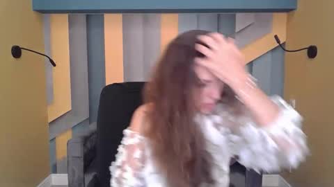 EllaLongs online show from September 17, 11:34 am