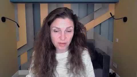 EllaLongs online show from October 10, 11:31 am