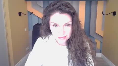 EllaLongs online show from February 5, 12:32 pm