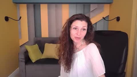 EllaLongs online show from March 11, 12:44 pm