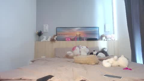 Ella Mira online show from June 28, 3:01 am
