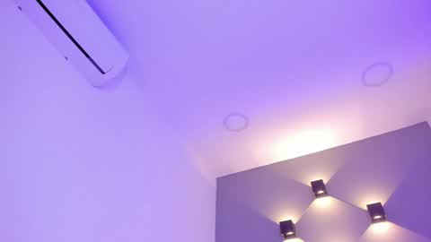 Ella online show from January 24, 7:41 am