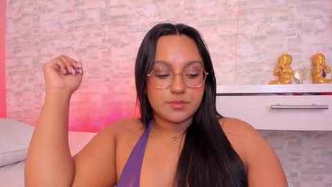 Ella online show from February 15, 8:54 am