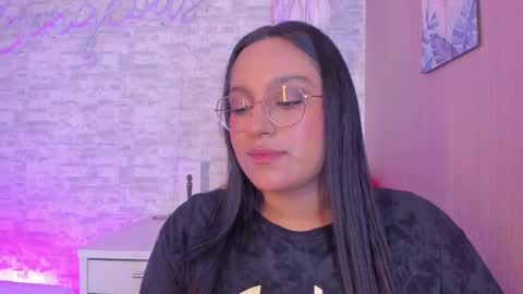 Ella online show from February 22, 4:07 am