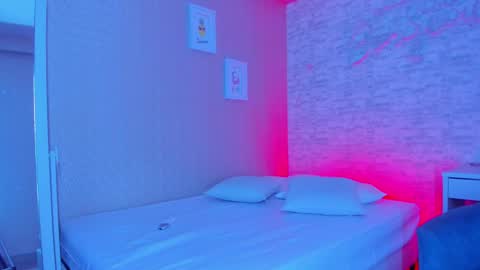 Ella online show from February 23, 3:35 am