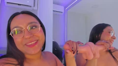 Ella online show from February 23, 12:48 pm