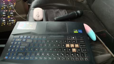 ellaxstar online show from December 2, 9:35 am