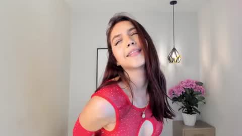 Eliana online show from June 25, 8:46 pm